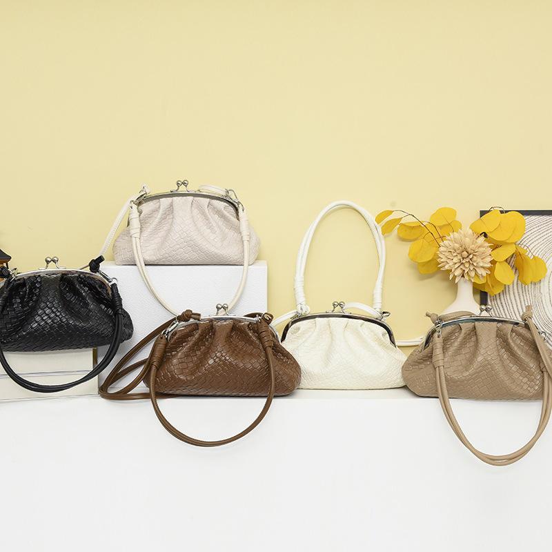 The Top 2025 Handbag Trends to Know